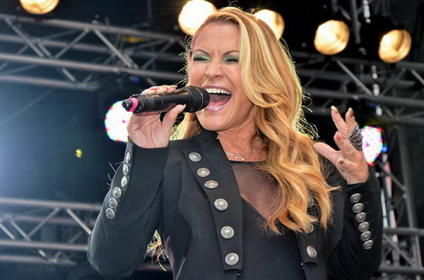 Anastacia   066.jpg